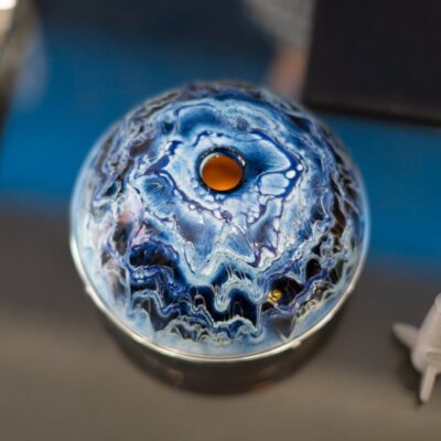 artistic ceramic shop